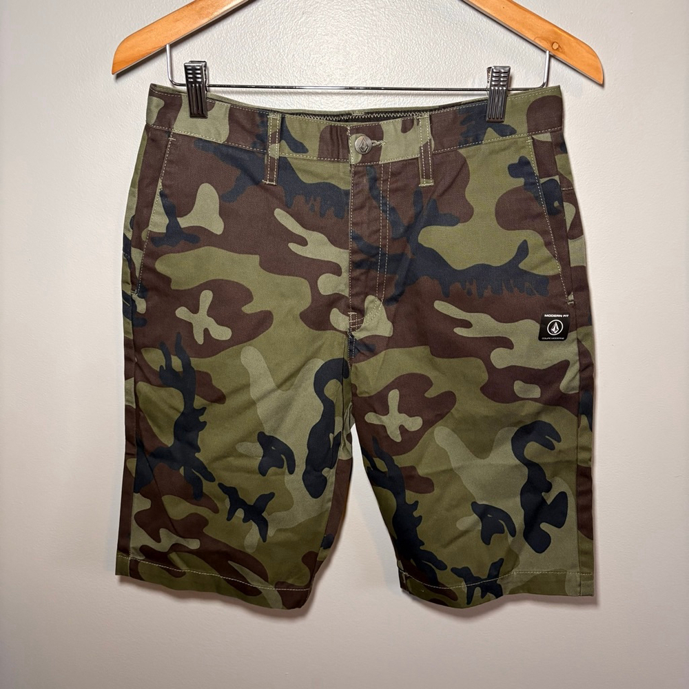 Men's Volcom Flat Front Camo Shorts Waist‎ 28 Green Brown